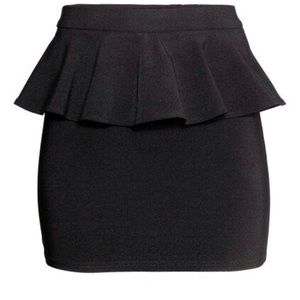 BLACK PEPLUM MINI SKIRT (BODYCON PULL-ON STYLE)